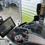 EQ 10937886 CLAAS Axion 810