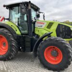 EQ 10937886 CLAAS Axion 810